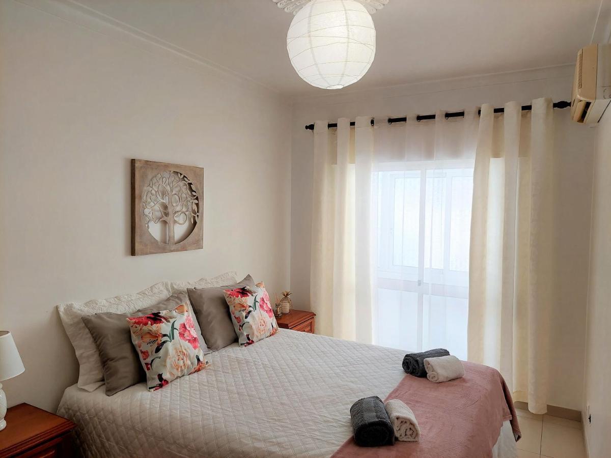 Casa Da Alegria - Apartamento Acolhedor No Centro De Olhão Extérieur photo